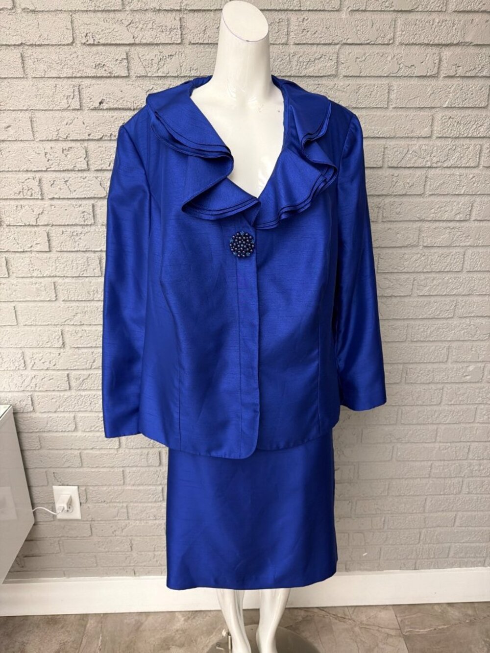 John Meyer Women's 2 Piece Church Ruffled Collar Jacket & Skirt Suit Size 24W